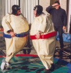 Sumo-worstelen met of zonder begeleiding - klik hier voor meer foto's